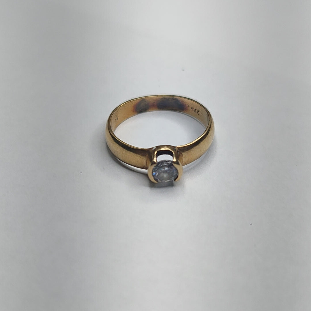 SOLITARIO ORO 14 K 3,30 GRMS (SEMINUEVO)