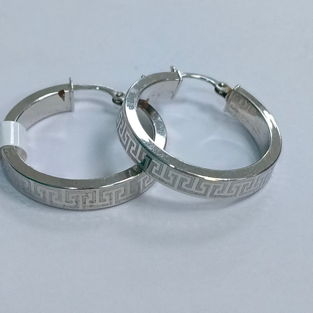 ARRACADAS PAR ORO 14 K 2.7 GRMS (SEMINUEVO)