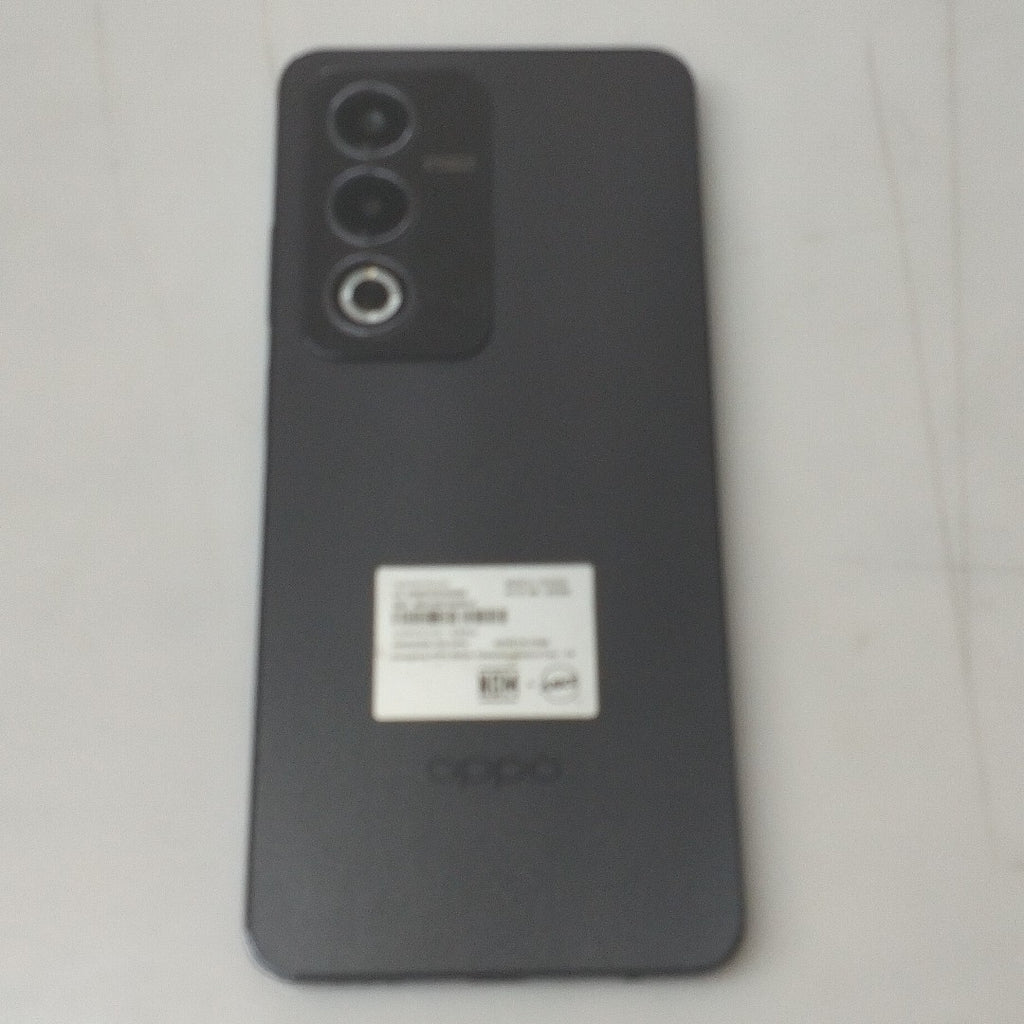 CELULAR OPPO A80 5G CPH2639 (2024) 256 GB 8 GB RAM (SEMINUEVO)