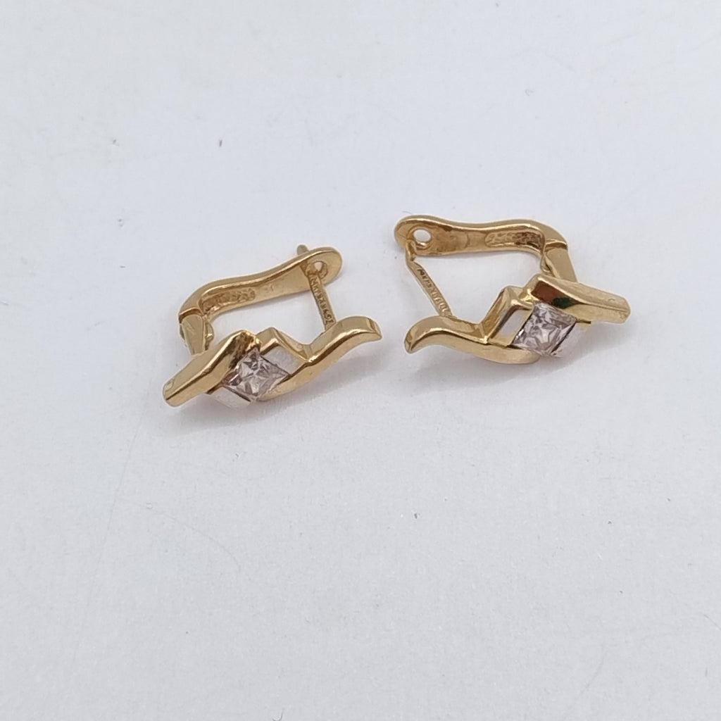 ARETES PAR ORO 10 K 3.6 GRMS (SEMINUEVO)