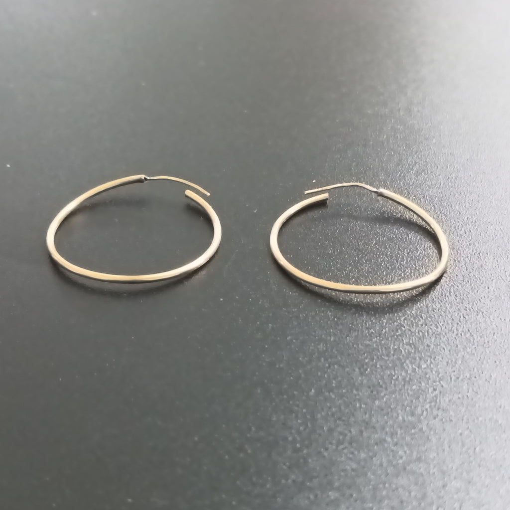 ARRACADAS PAR ORO 14 K 0.9 GRMS (SEMINUEVO)