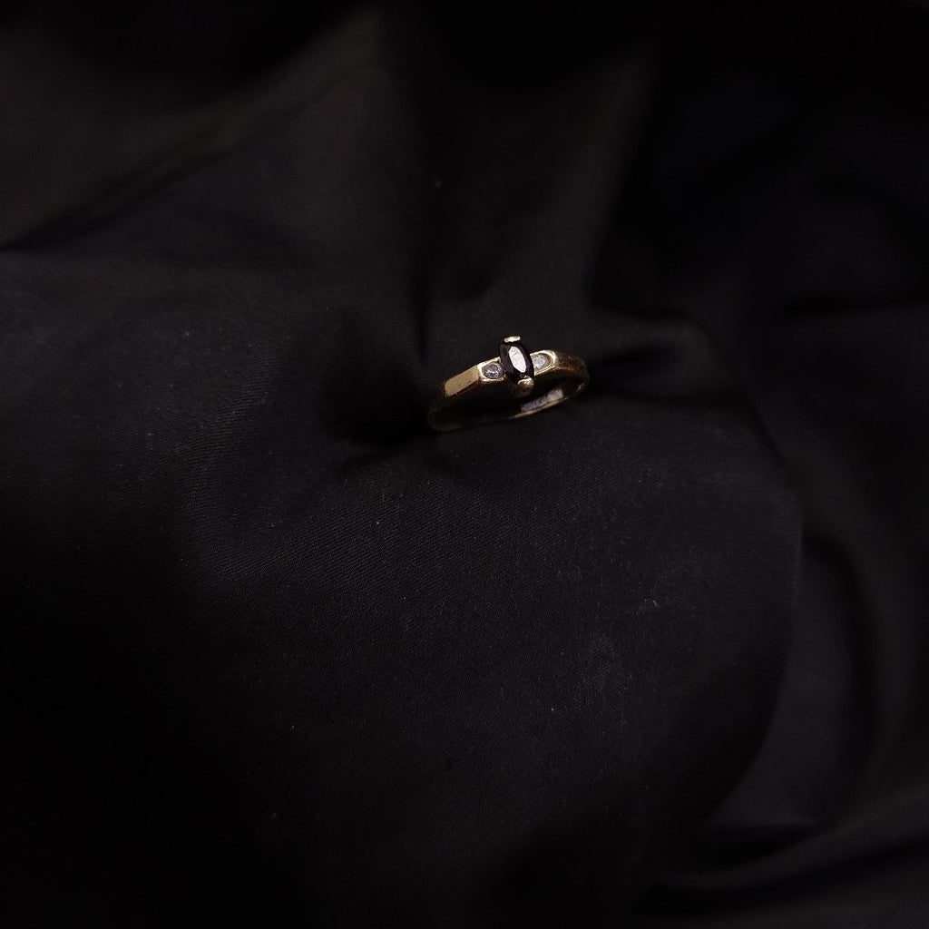 ANILLO ORO 10 K 1,40 GRMS (SEMINUEVO)