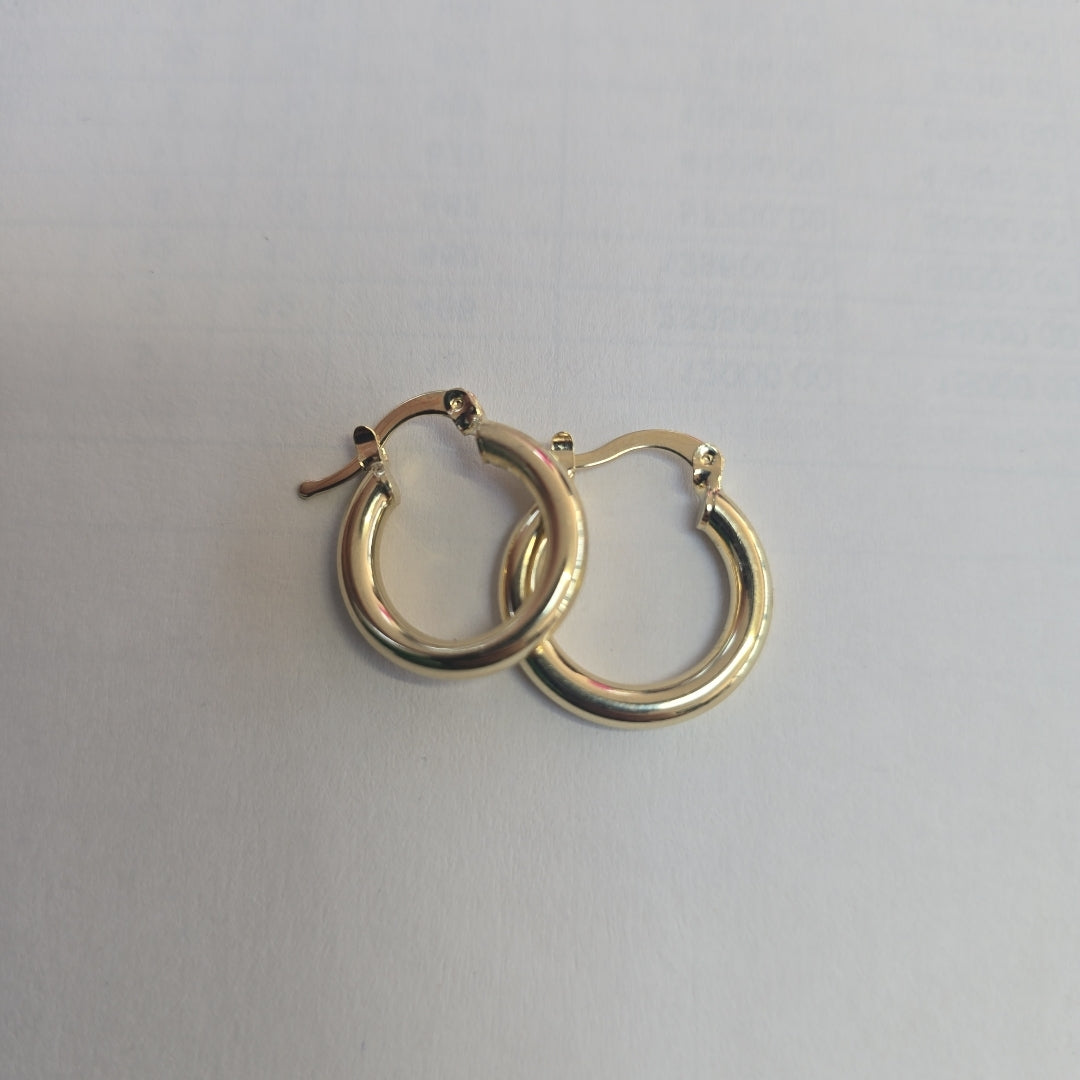 ARETES TEJIDO ARRACADAS LISAS 14K 1.6 GR (NUEVO)