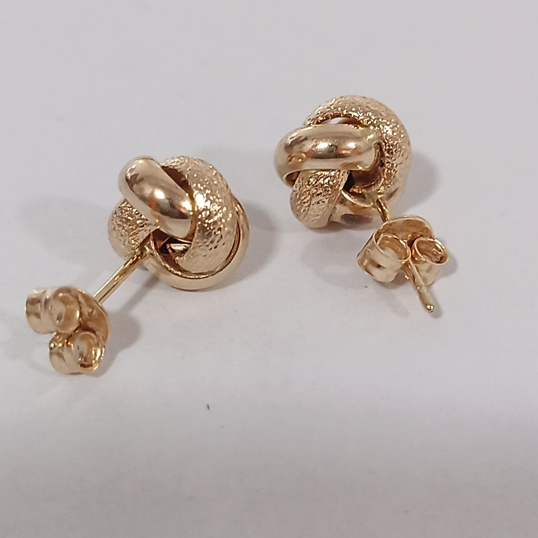 BROQUELES PAR ORO 14 K 1.6 GRMS (SEMINUEVO)