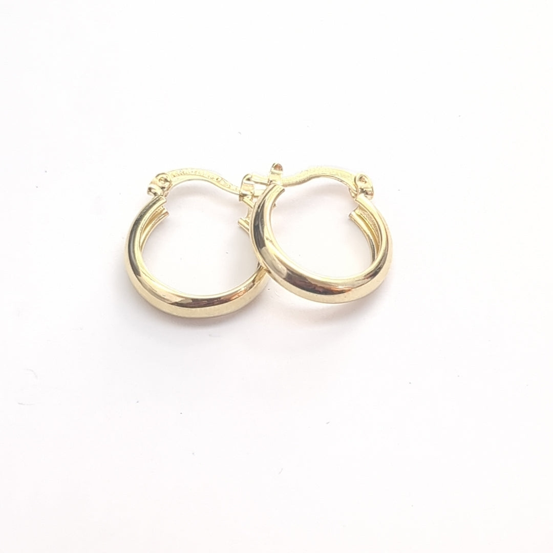ARETES TEJIDO ARRACADAS LISAS 14K 2.2 GR (NUEVO)