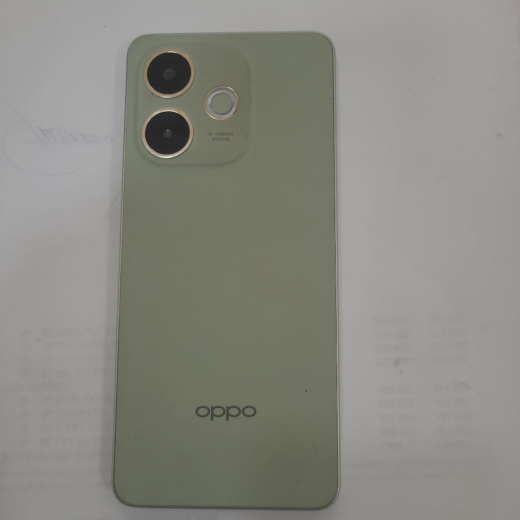 CELULAR OPPO A5 PRO CPH2711 (2025) 256 GB 8 GB RAM (SEMINUEVO)