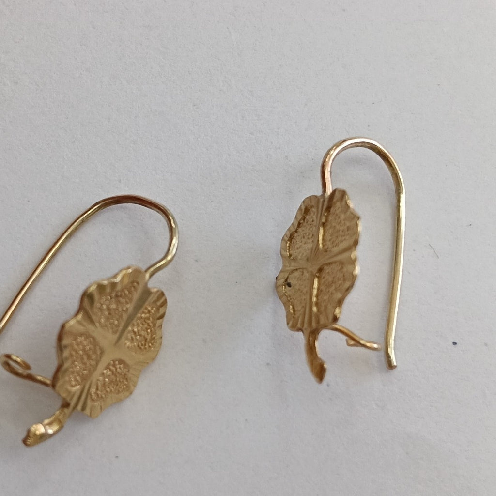 ARETES PAR ORO 10 K 0.8 GRMS (SEMINUEVO)