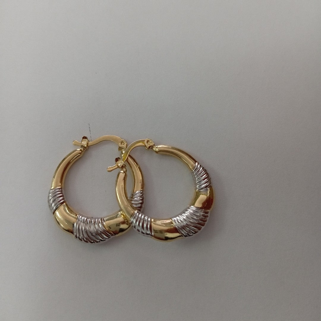 ARETES ARRACADAS HUECAS COMBINADAS 14K 2.4 GR (NUEVO)
