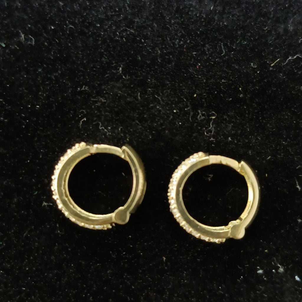 ARETES HUGGIE CON CIRCONIAS 14K 2 GR (NUEVO)