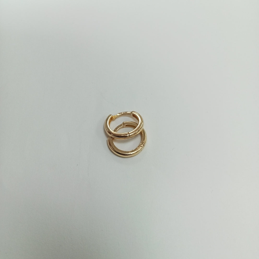ARETES HUGGIES LISAS 14K 1.3 GR (NUEVO)