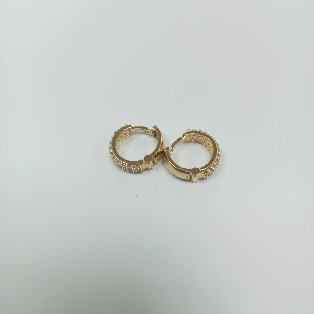 ARETES HUGGIE CON CIRCONIAS 14K 2.1 GR (NUEVO)