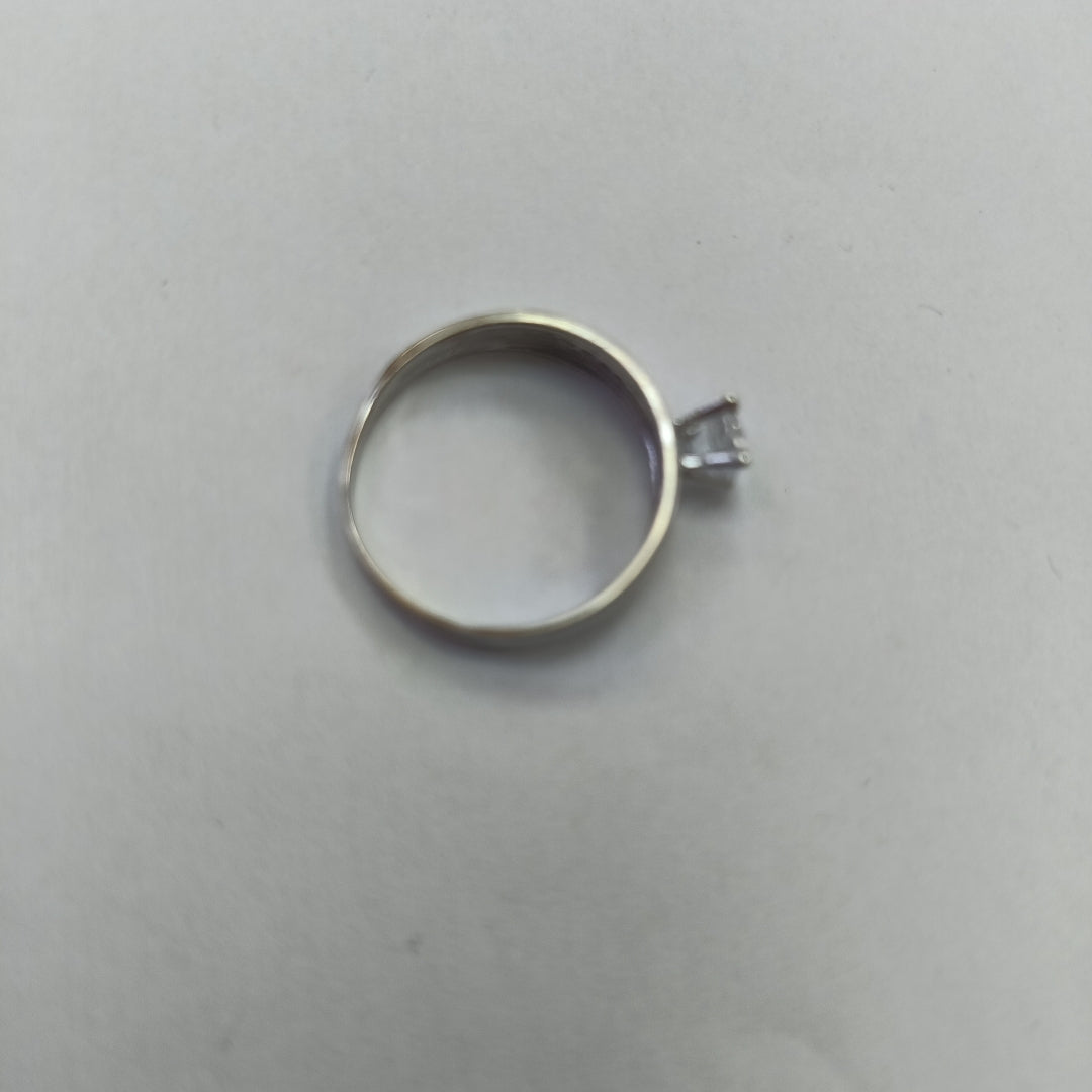 ANILLITO ORO, ORO BLANCO 10 K 2.1 GRMS (SEMINUEVO)