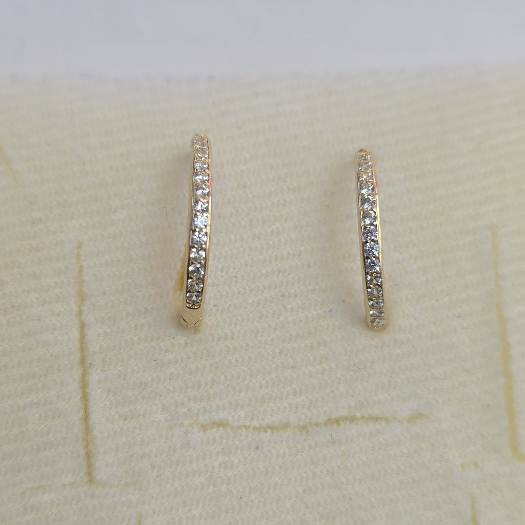 ARETES ARRACADAS C CIRCONIAS 14K 2 GR (NUEVO)