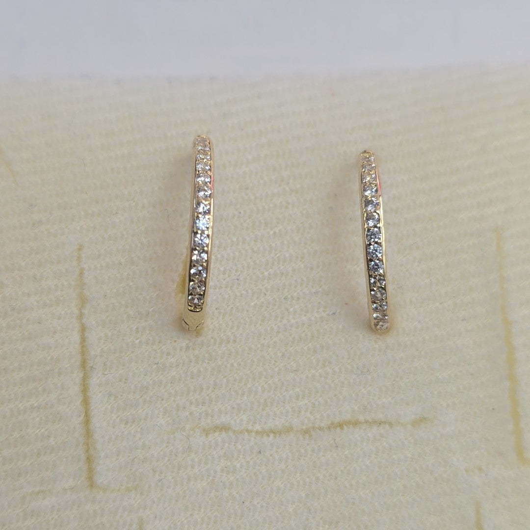 ARETES ARRACADAS C CIRCONIAS 14K 2 GR (NUEVO)