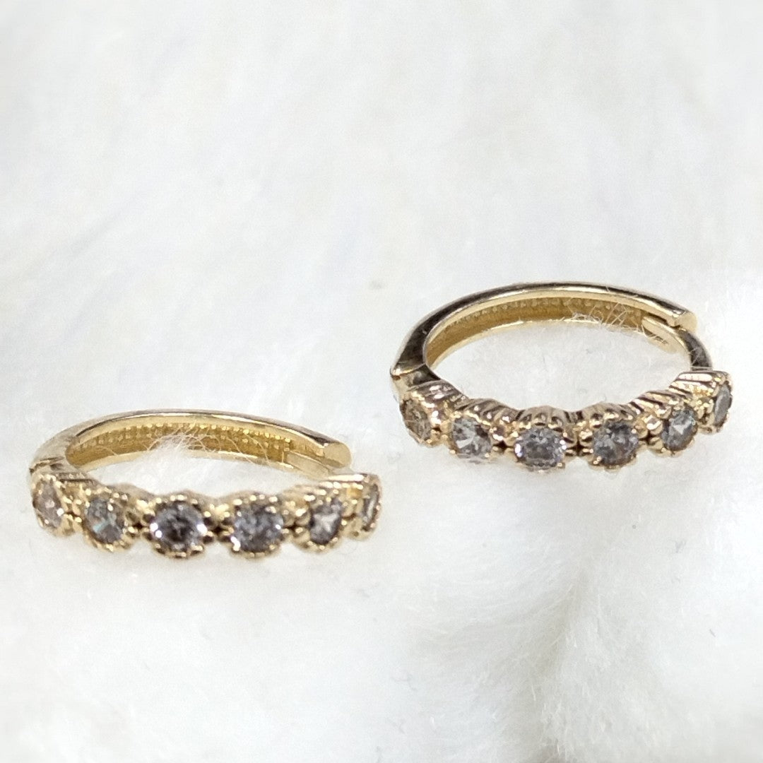 ARETES HUGGIES C CIRCONIAS 14K 2 GR (NUEVO)