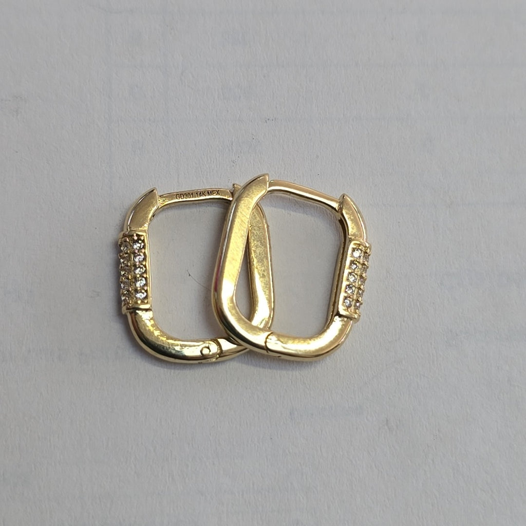 ARETES HUGGIES OVALADA C CIRCONIAS 14K 2.4 GR (NUEVO)