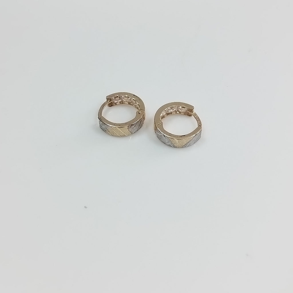 ARETES ARRACADAS C CIRCONIAS 10K 1.3 GR (NUEVO)
