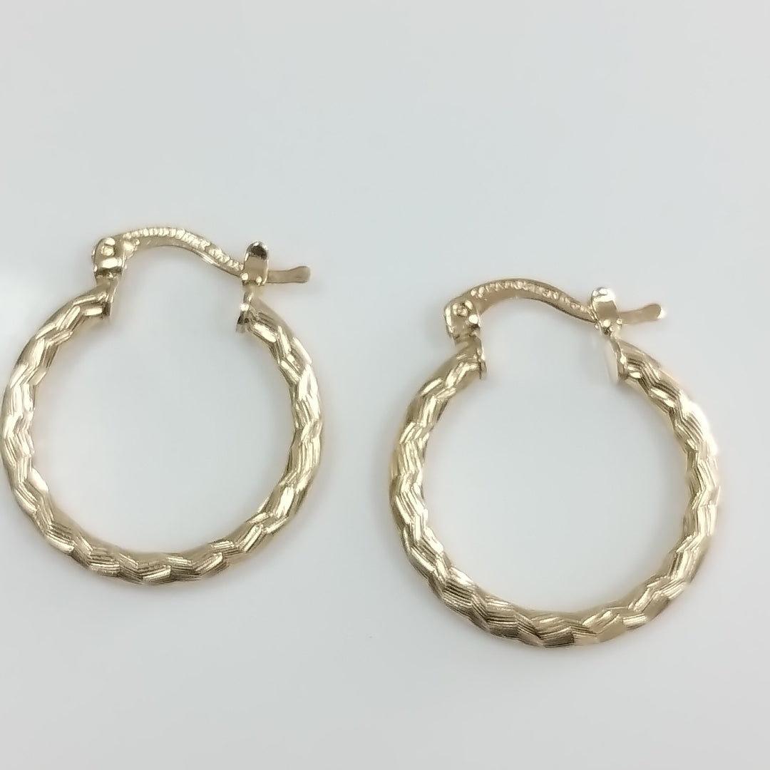 ARETES ARRACADAS LABRADAS 14K 2.1 GR (NUEVO)