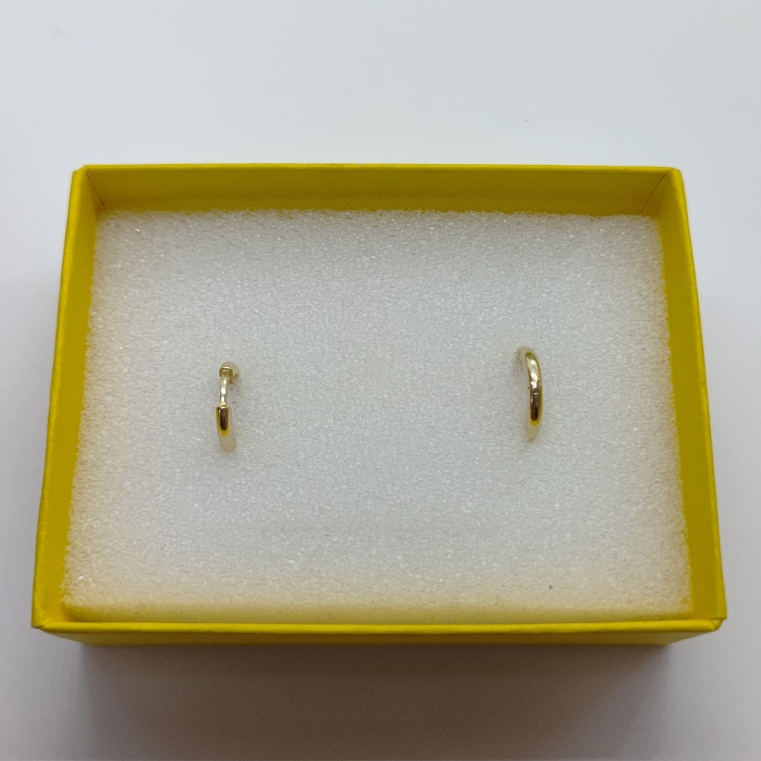 ARETES HUGGIES LISAS 14K 1.3 GR (NUEVO)