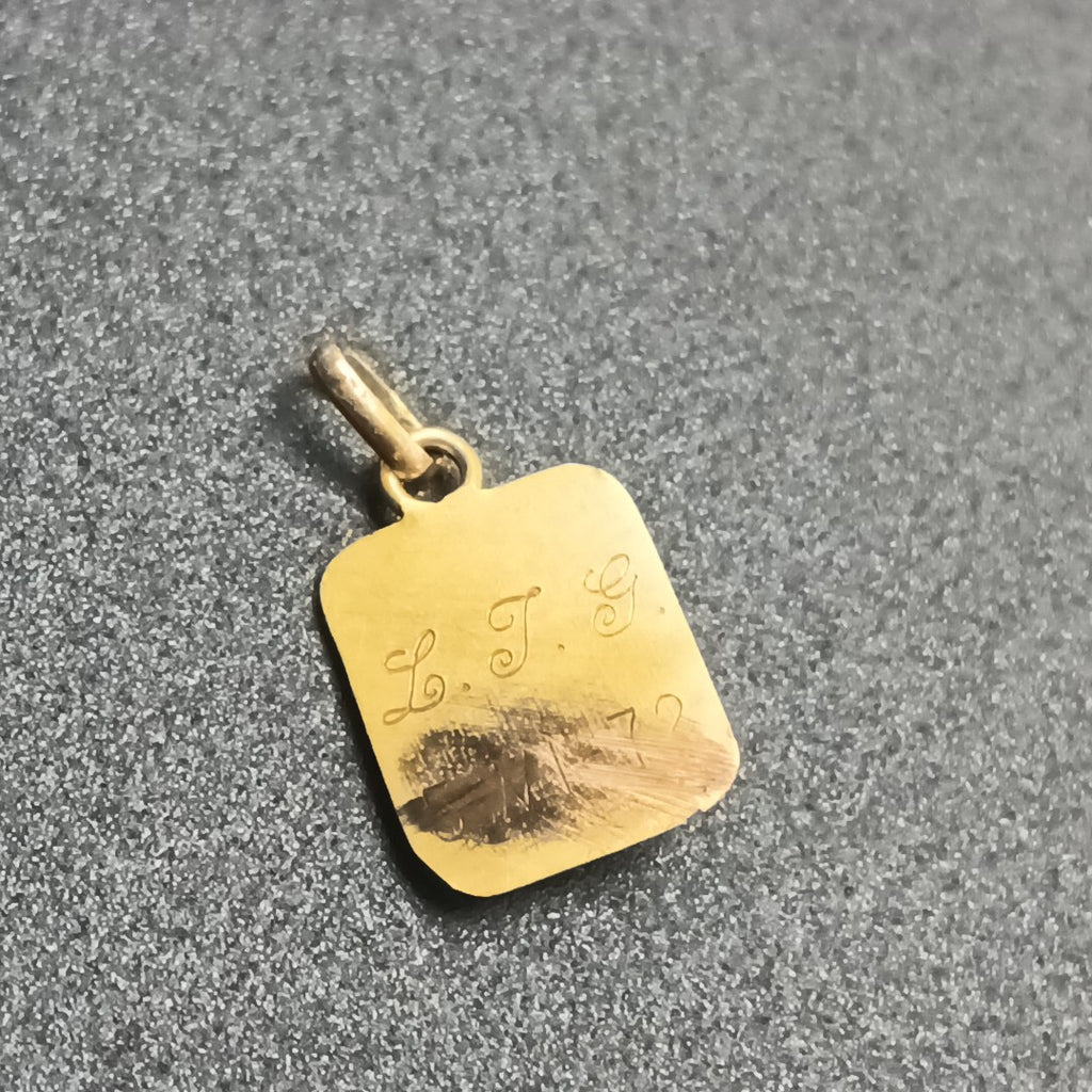 DIJE ORO 14 K 0.9 GRMS (SEMINUEVO)