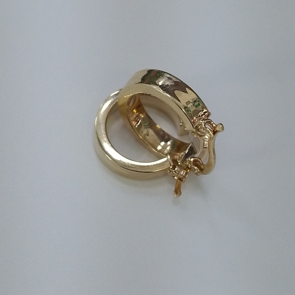 ARETES ARRACADA LISA 14K 2 GR (NUEVO)