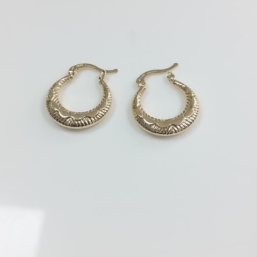 ARETES ARRACADAS HUECAS 14K 1.8 GR (NUEVO)
