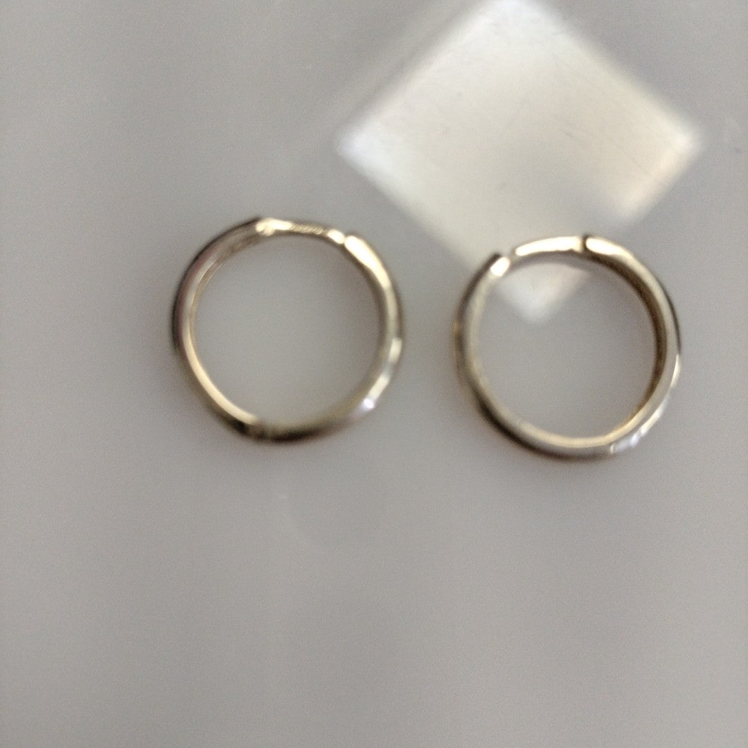 ARETES HUGGIES C CIRCONIA 14K 1.8 GR (NUEVO)