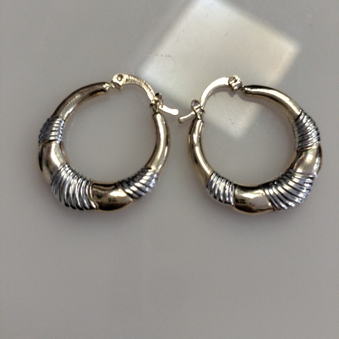 ARETES ARRACADAS HUECAS COMBINADAS 14K 2.6 GR (NUEVO)