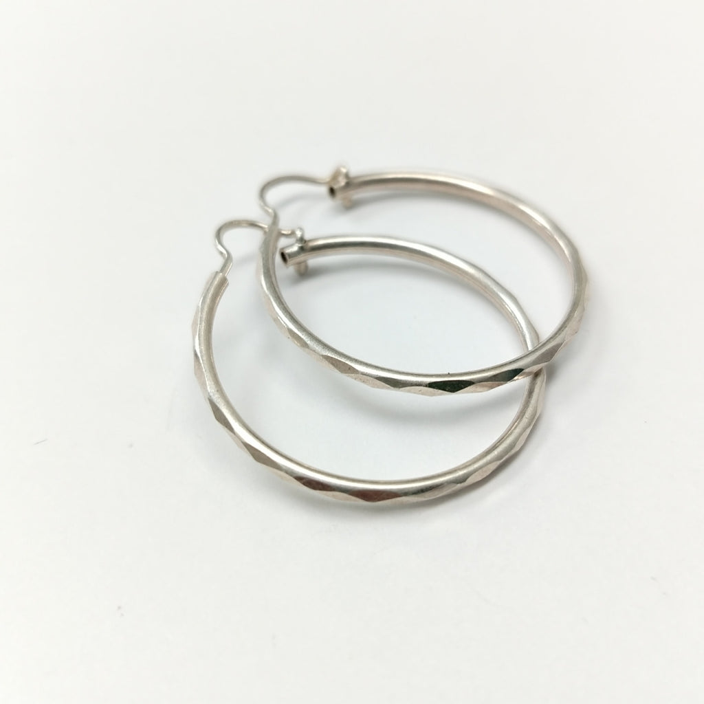 ARRACADAS PAR PLATA 2,20 GRMS (SEMINUEVO)