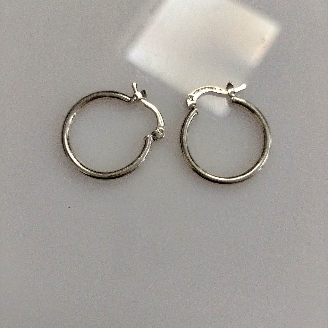 ARETES TEJIDO ARRACADAS LISAS 14K 1.2 GR (NUEVO)