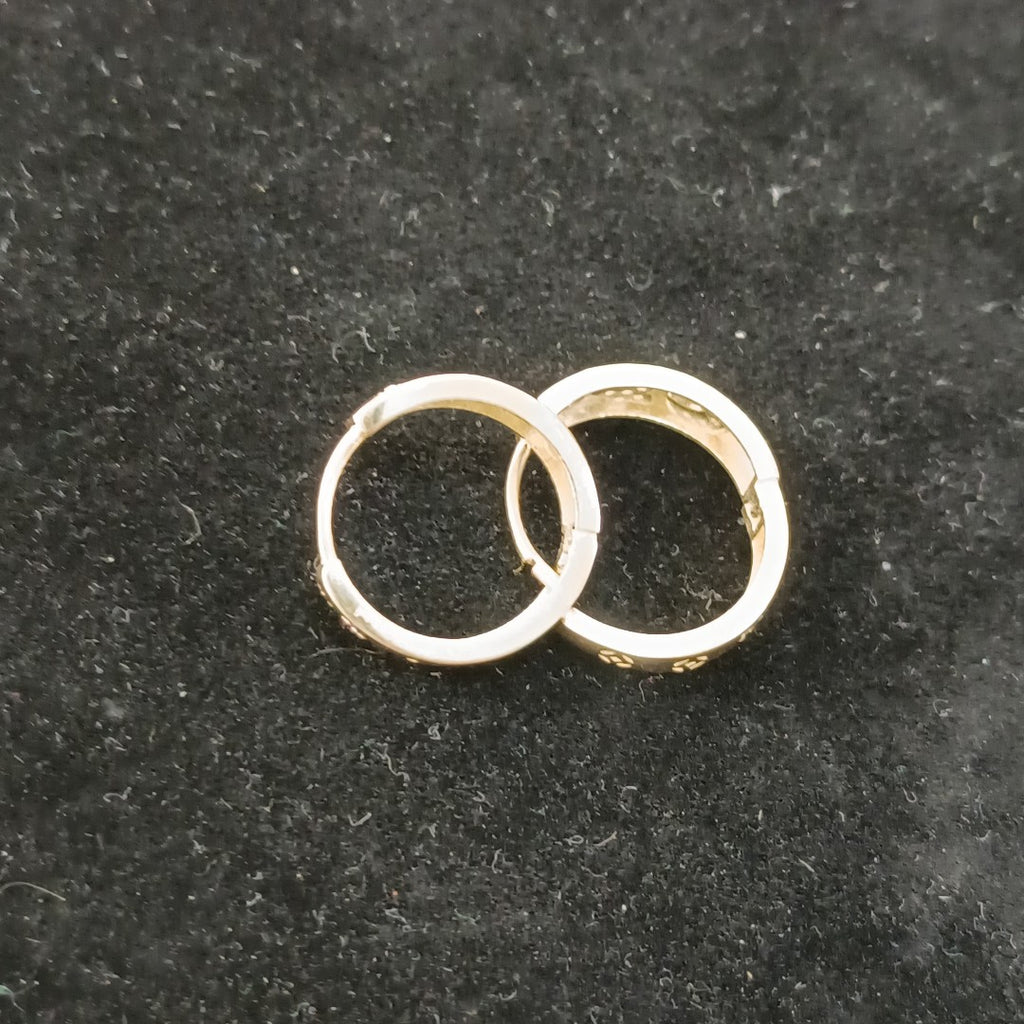 ARETES TEJIDO HUGGIES CON CIRCONIAS 14K 2.9 GR (NUEVO)