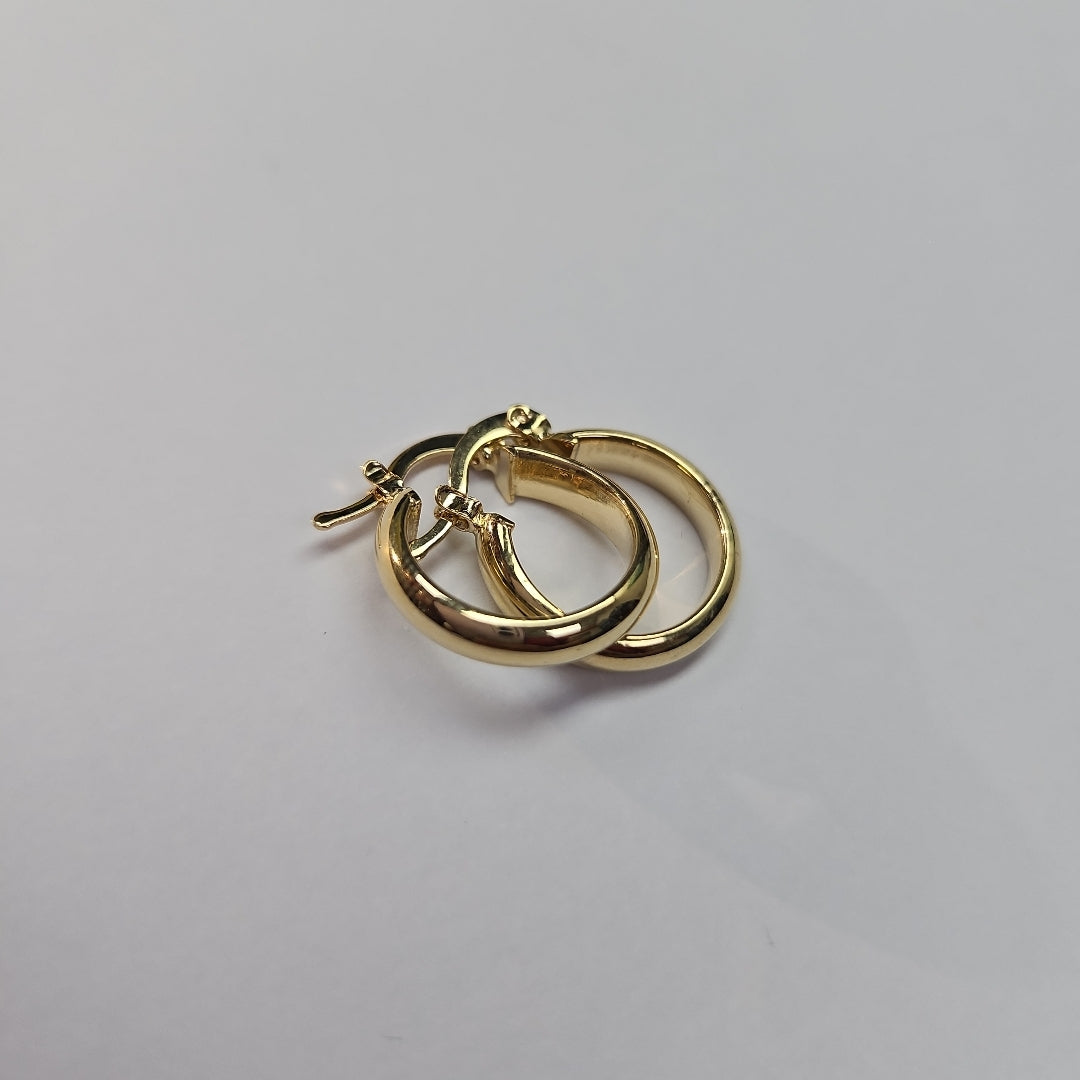 ARETES ARRACADA LISA 14K 1.7 GR (NUEVO)