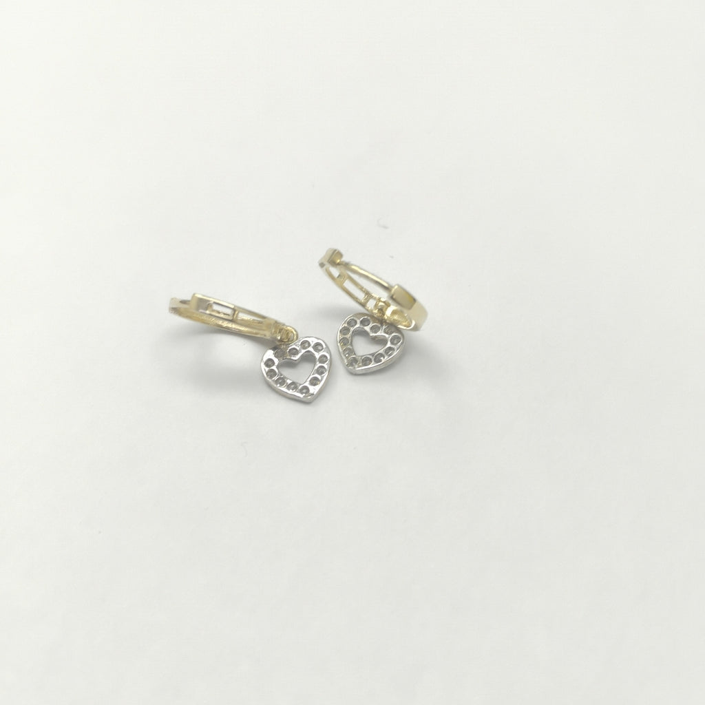 ARETES HUGGIES CON DIJE CORAZON Y CIRCONIAS 14K 2.2 GR (NUEVO)