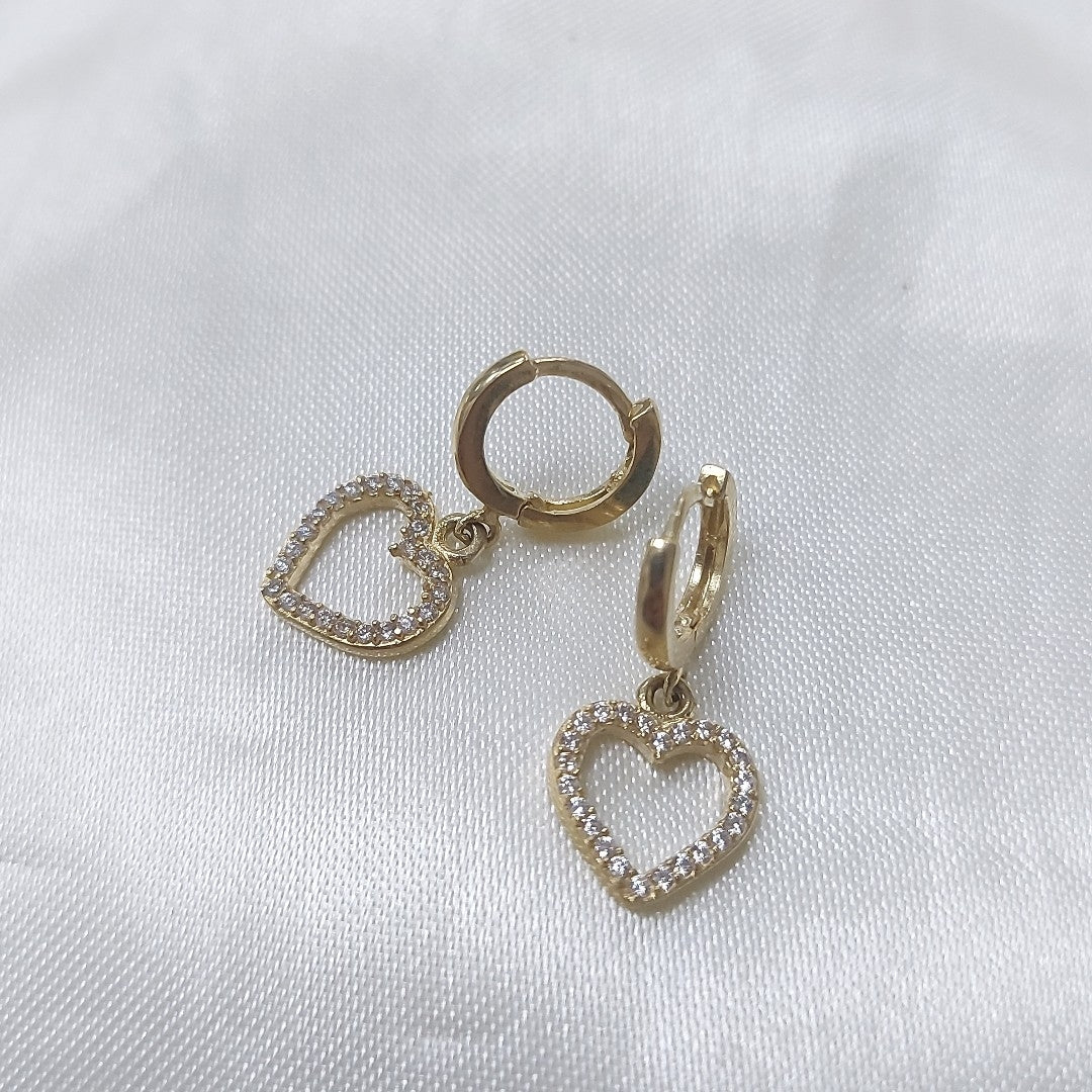 ARETES FIG CORAZON C CIRCONIAS 10K 2.6 GR (NUEVO)