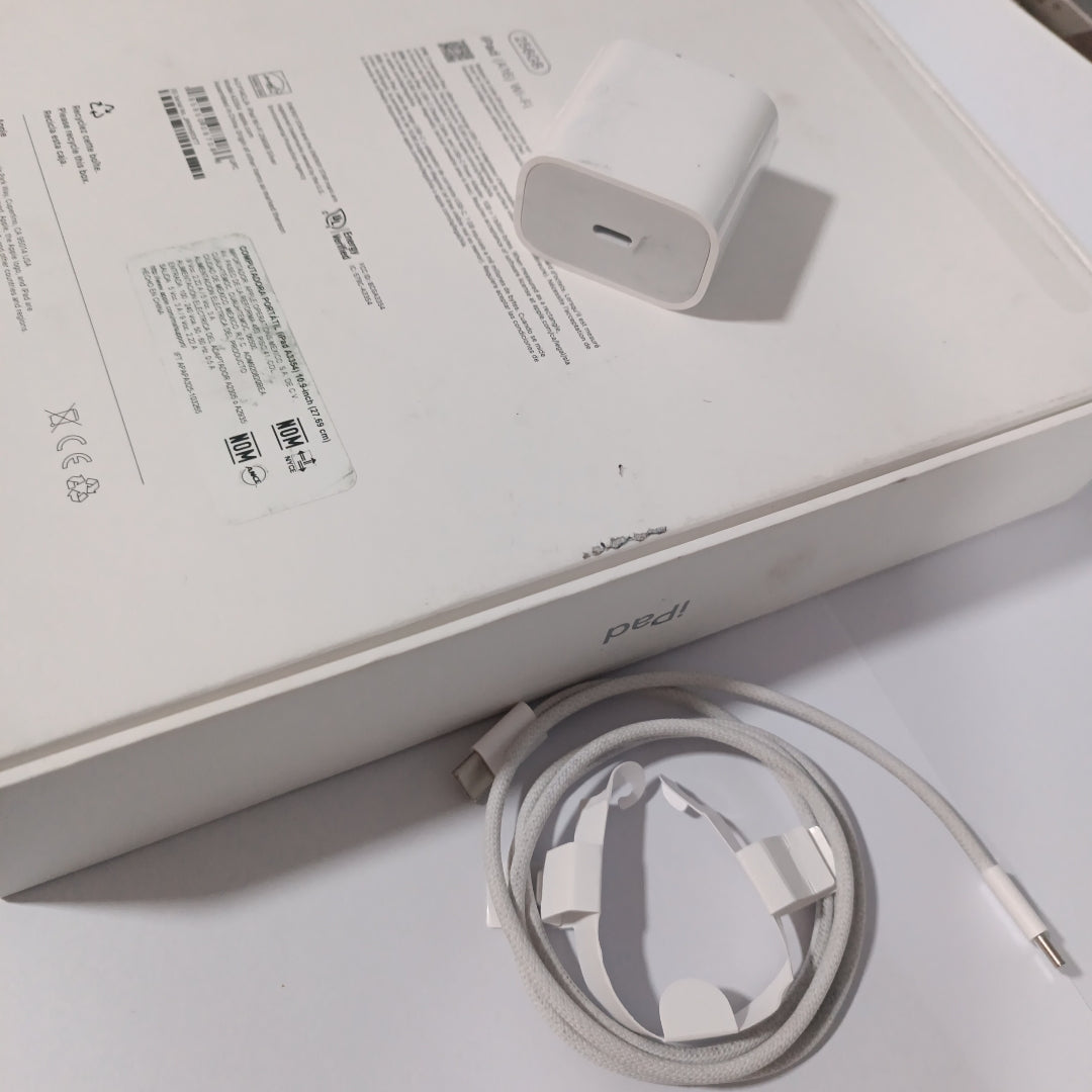 TABLETA APPLE IPAD A16 A3354 (2025) 256 GB 6 GB RAM (SEMINUEVO)
