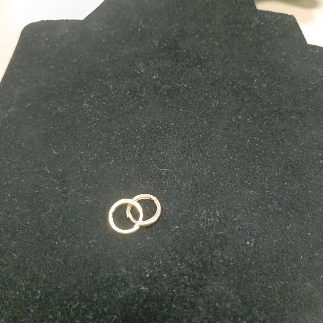 ARETES HUGGIES LISAS 14K 1.6 GR (NUEVO)