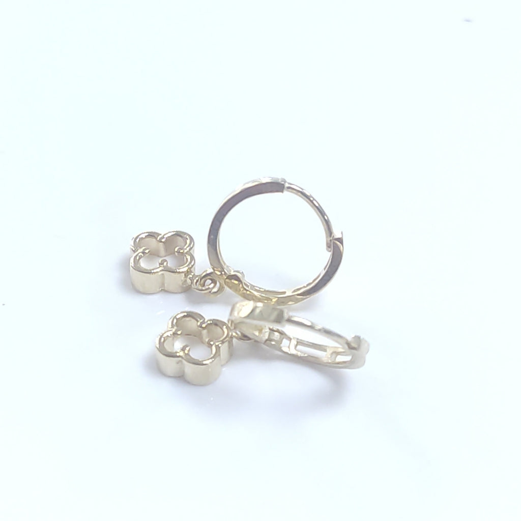 ARETES ARRACADAS CON DIJE 14K 2.4 GR (NUEVO)