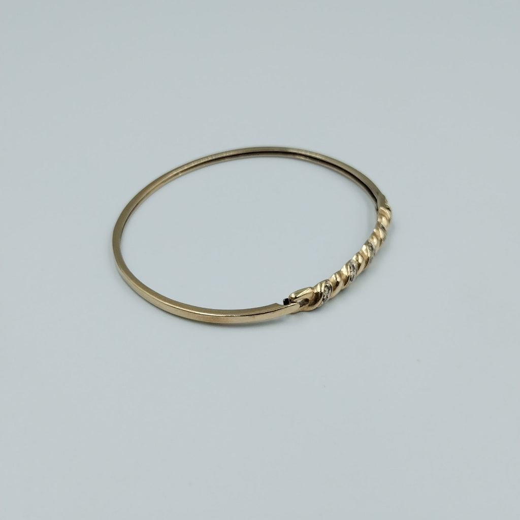 PULSERA RIGIDA ORO 10 K 6.3 GRMS (SEMINUEVO)