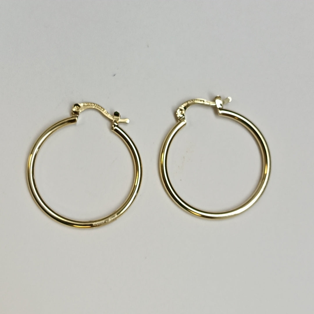 ARETES TEJIDO ARRACADAS LISAS 14K 1.5 GR (NUEVO)