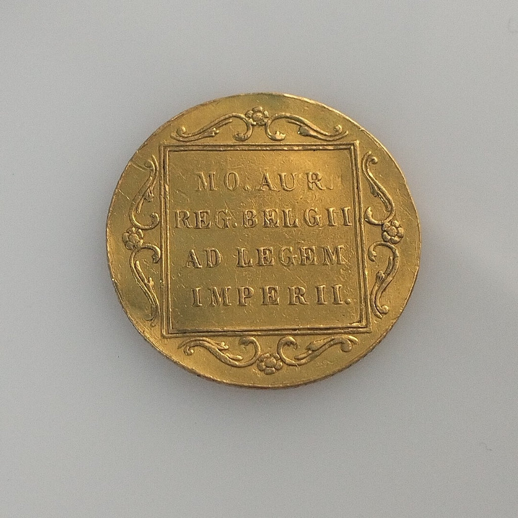 K1 3.5 GRMS 21 K IDENTIFICACIÓN MEDALLA CONMEMORATIVA MATERIALES ORO (SEMINUEVO)