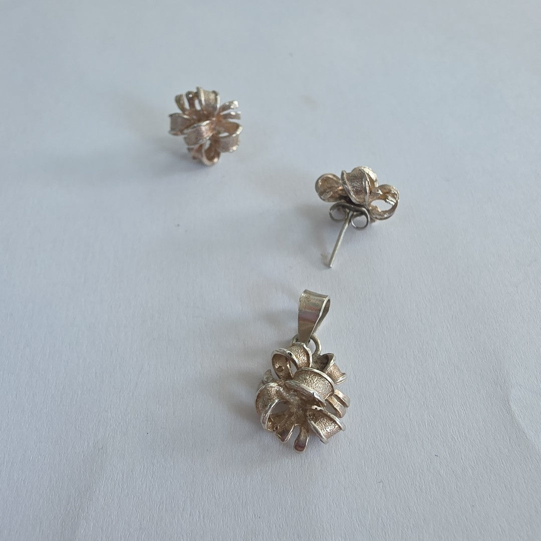 BROQUELES PAR,DIJE PLATA 5,10 GRMS (SEMINUEVO)