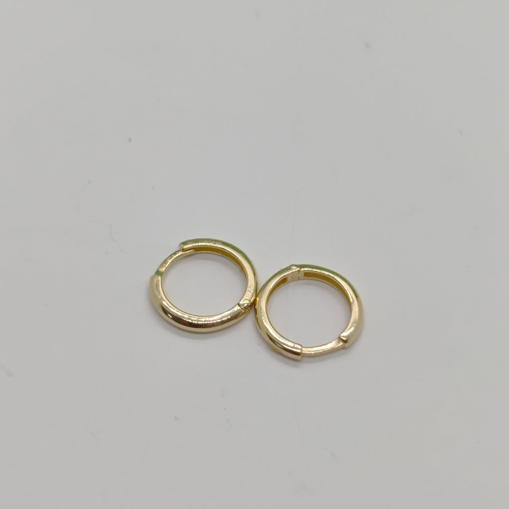 ARETES HUGGIES LISAS 14K 1.6 GR (NUEVO)