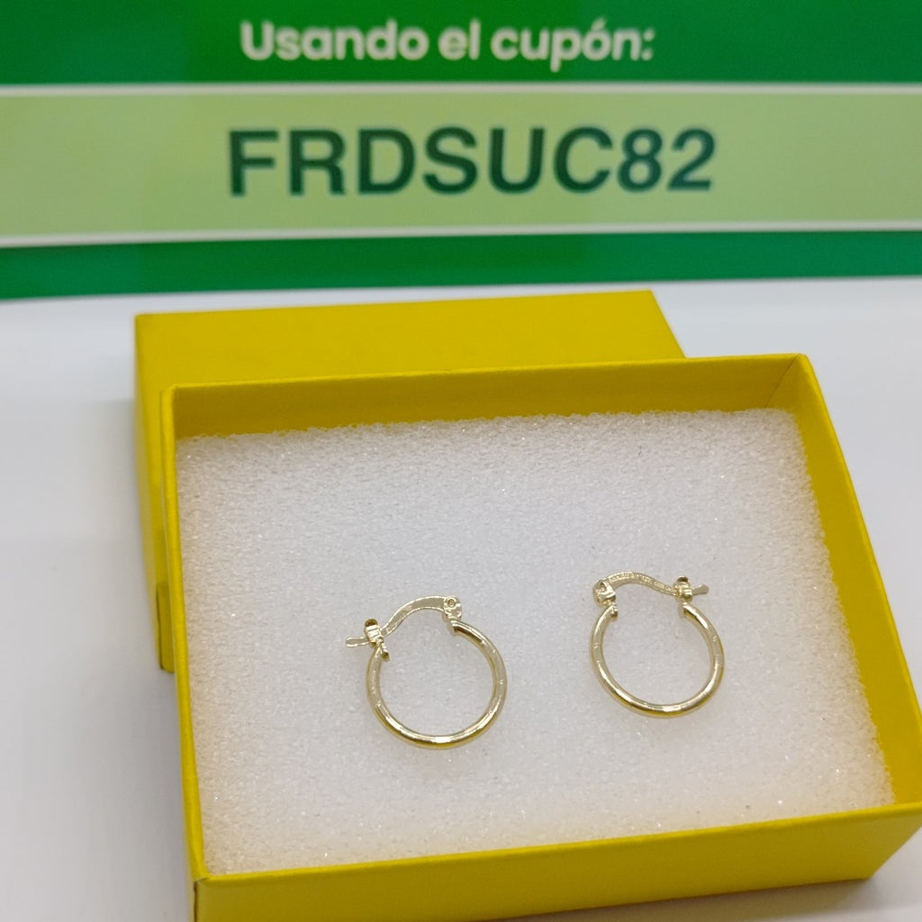 ARETES ARRACADAS ESTRIADAS 14K 1.4 GR (NUEVO)