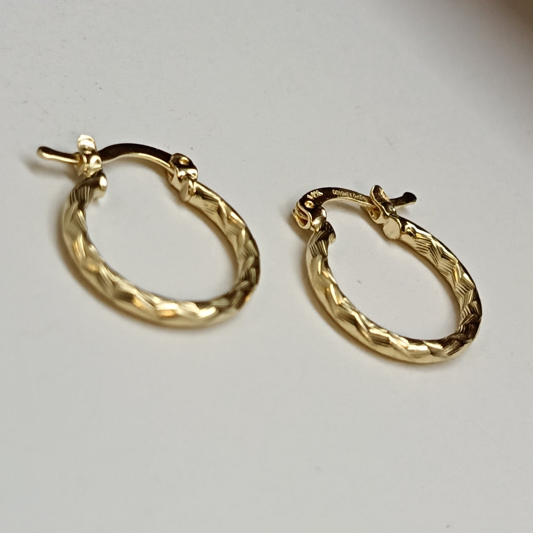 ARETES ARRACADAS TRENZADAS 14K 18 1.6 GR (NUEVO)