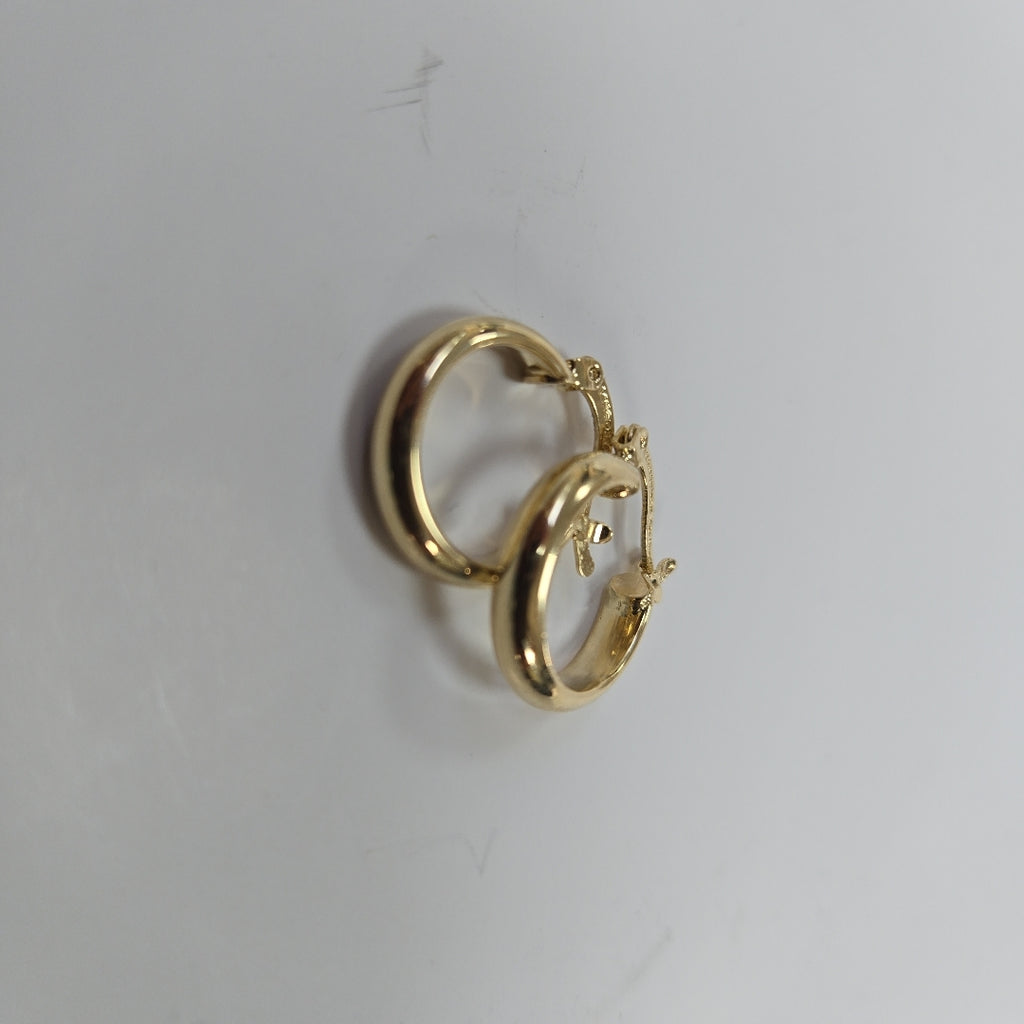 ARETES ARRACADA LISA 14K 1.8 GR (NUEVO)
