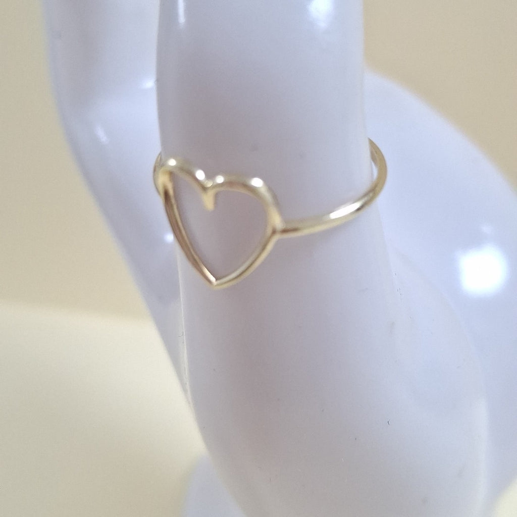 ANILLOS ANILLITO FIG CORAZON 10K TALLA 8 0.8 GR (NUEVO)