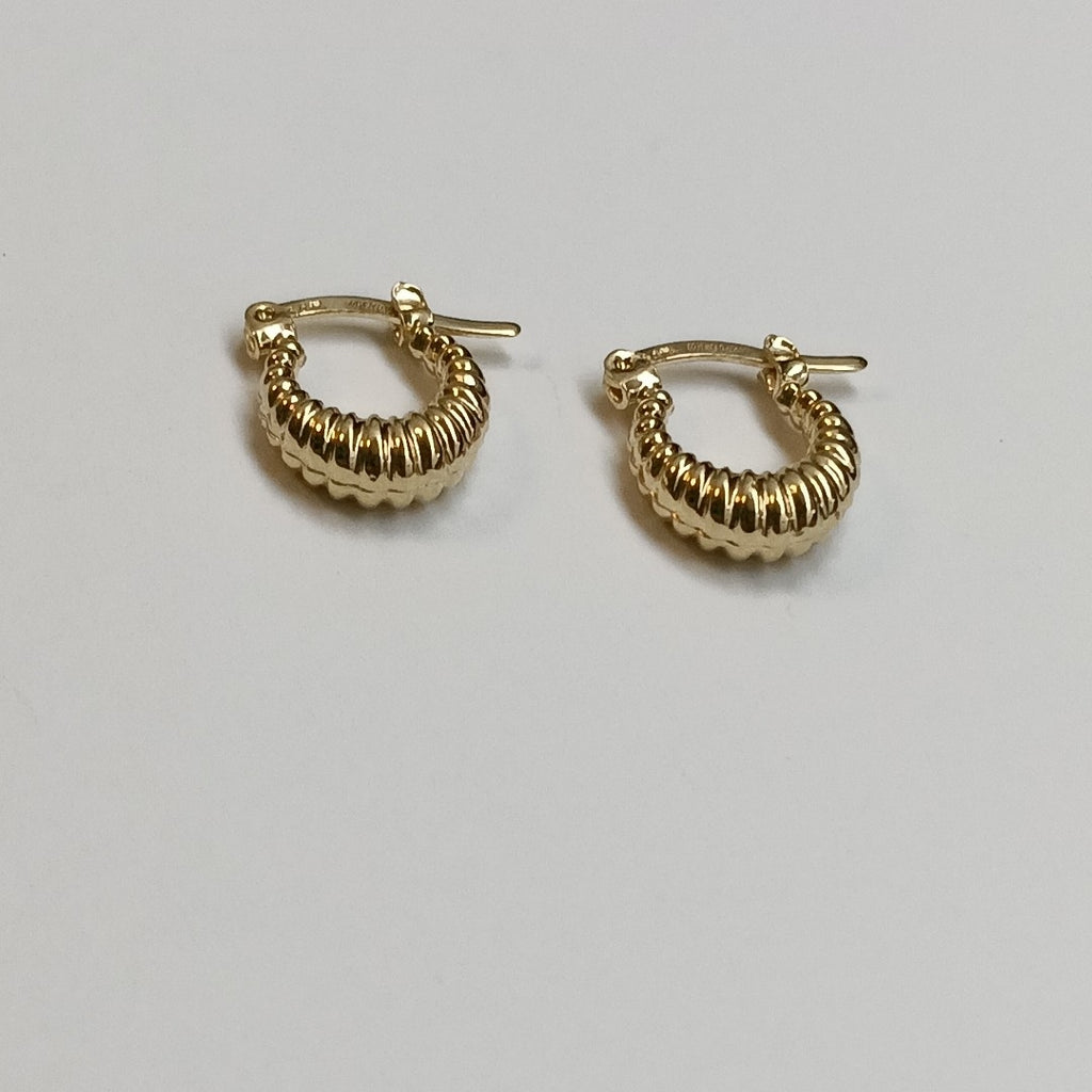 ARETES ARRACADA ESTRIADAS 14K 1.1 GR (NUEVO)