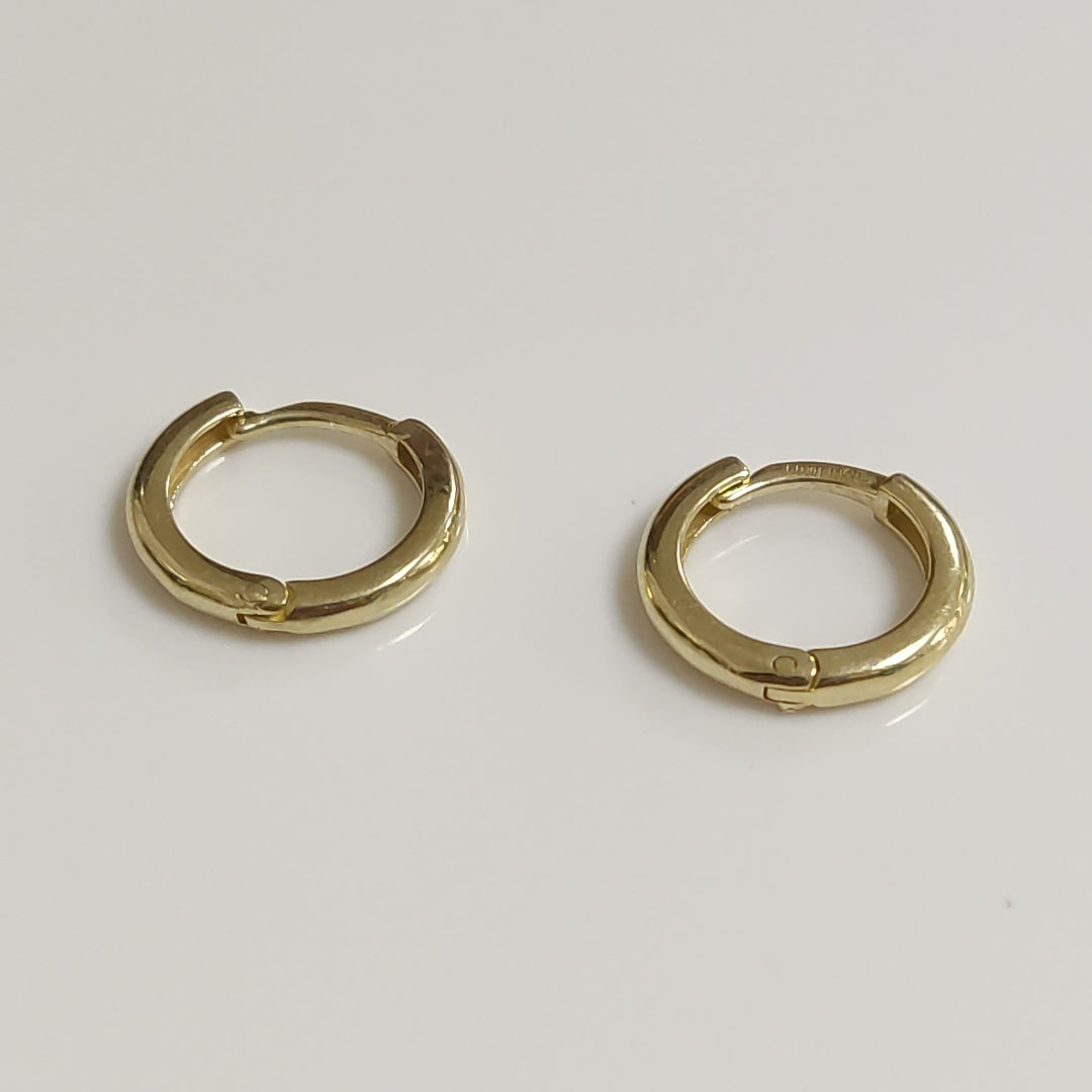 ARETES ARRACADAS LISAS 10K 1.2 GR (NUEVO)
