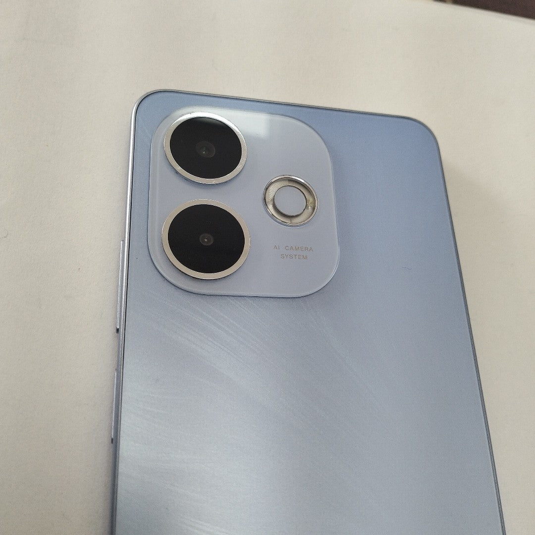 CELULAR OPPO A5 PRO CPH2711 (2025) 256 GB 8 GB RAM (SEMINUEVO)