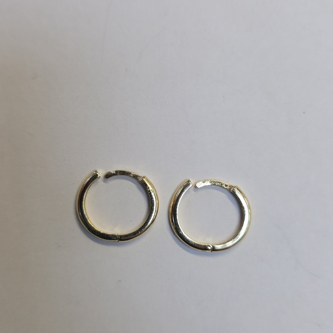 ARETES HUGGIES LISAS 14K 1.5 GR (NUEVO)